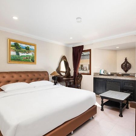 The Ambiance Hotel Патая Екстериор снимка